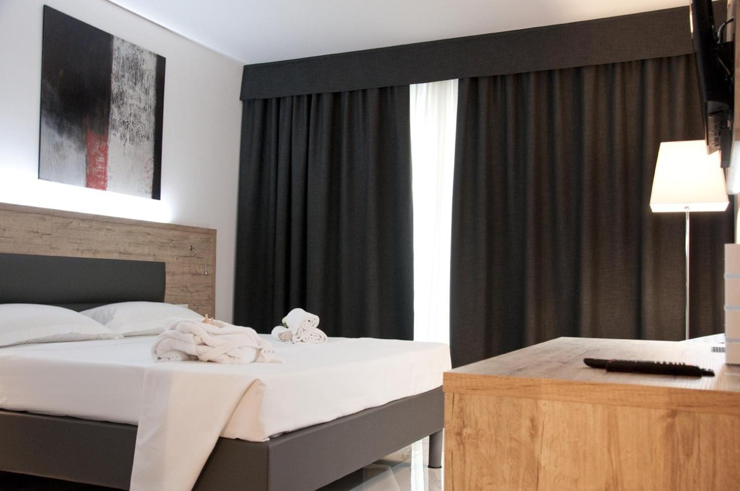 Ambruosi Village Resort & Spa Massignano Εξωτερικό φωτογραφία