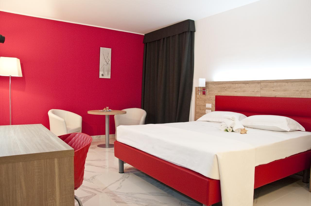 Ambruosi Village Resort & Spa Massignano Εξωτερικό φωτογραφία
